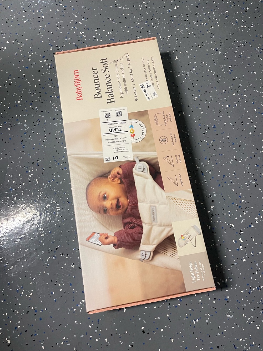 BabyBjorn bouncer with a toy bar - excellent condition never used
